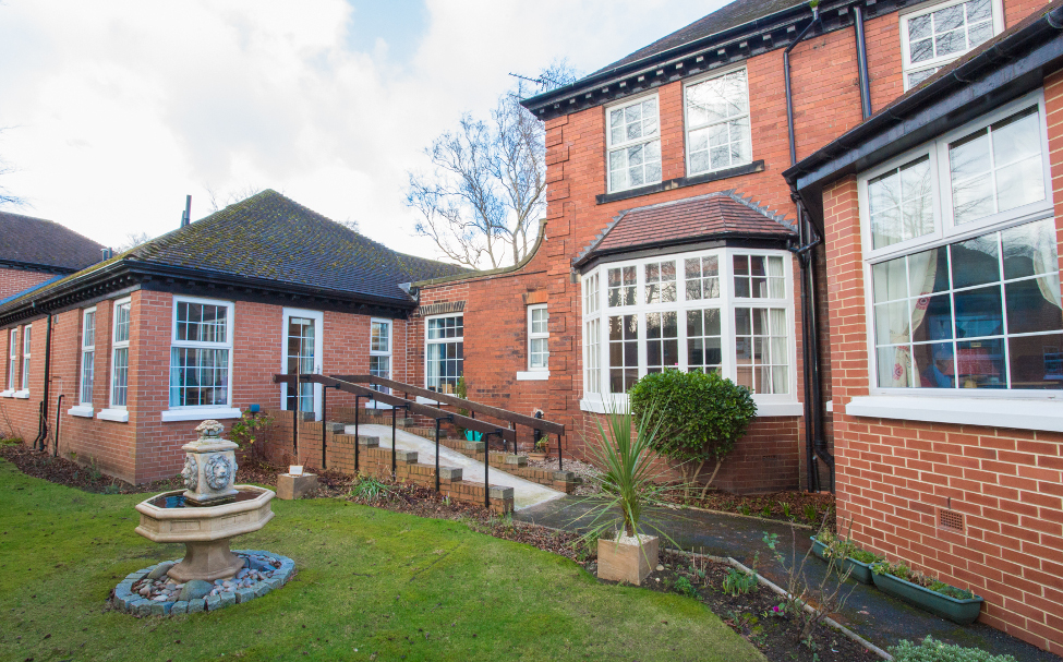 neville-house-901[1]